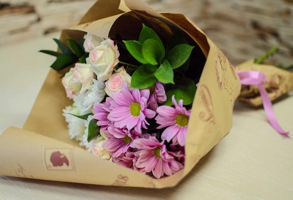 Букет цветов из: Розы и Хризантемы в Большовской