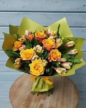 Букет цветов из:  Альстромерии и Розы в Большовской