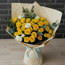 Букет цветов из:  Розы в Большовской