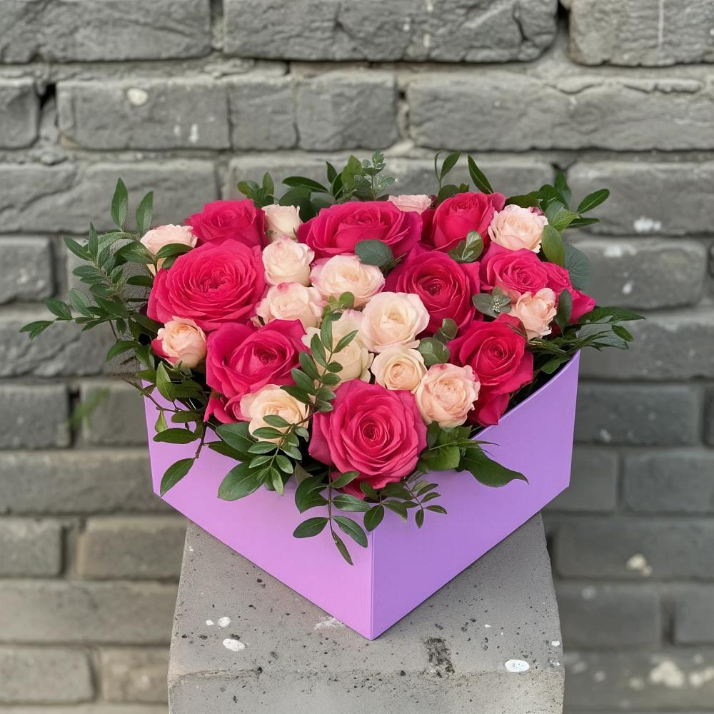 Цветочная композиция из Розы в коробке в Большовской