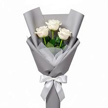 Букет 3 белые розы в Большовской