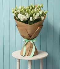 Букет цветов из:  Лизиантусы в Большовской