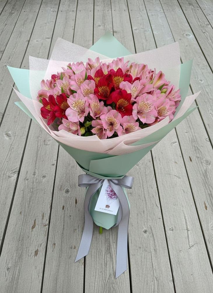 Букет цветов из: Альстромерии в Большовской