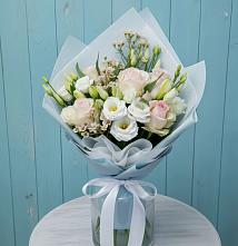 Букет цветов из:  Розы и Лизиантусы в Большовской
