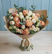 Букет цветов из:  Альстромерии и Розы в Большовской