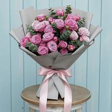 Букет цветов из:  Розы в Большовской